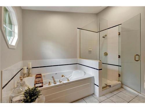 73 Lemon Street, Guelph, ON - Indoor Photo Showing Bathroom
