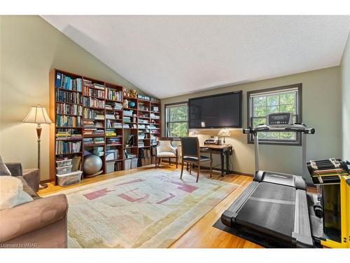 73 Lemon Street, Guelph, ON - Indoor Photo Showing Bedroom