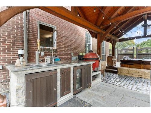 73 Lemon Street, Guelph, ON - Indoor Photo Showing Bathroom