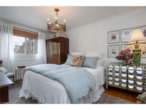 149 Uplands Drive, Kitchener, ON - Indoor Photo Showing Bedroom