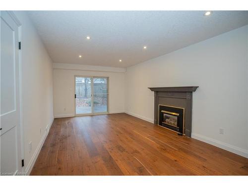 229 Westview Court, Kitchener, ON - Indoor Photo Showing Living Room With Fireplace