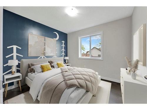 777 Stirling Avenue S, Kitchener, ON - Indoor Photo Showing Bedroom
