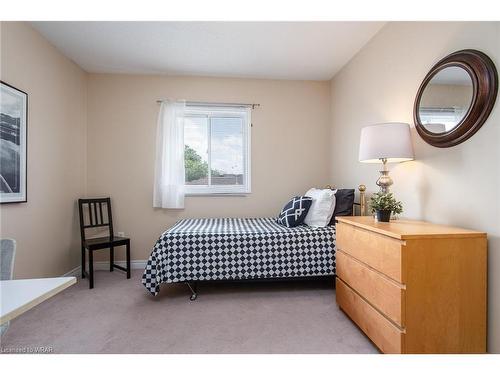 5 Golden Terrace Court, Kitchener, ON - Indoor Photo Showing Bedroom