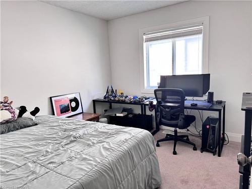 512 Gristmill Street, Waterloo, ON - Indoor Photo Showing Bedroom