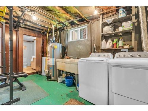 80 Ellis Avenue, Kitchener, ON - Indoor Photo Showing Laundry Room