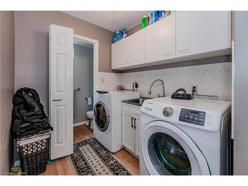 122 Forfar Avenue, Kitchener, ON - Indoor Photo Showing Laundry Room