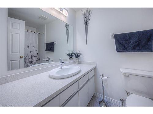 615 Sandringham Drive, Waterloo, ON - Indoor Photo Showing Bathroom