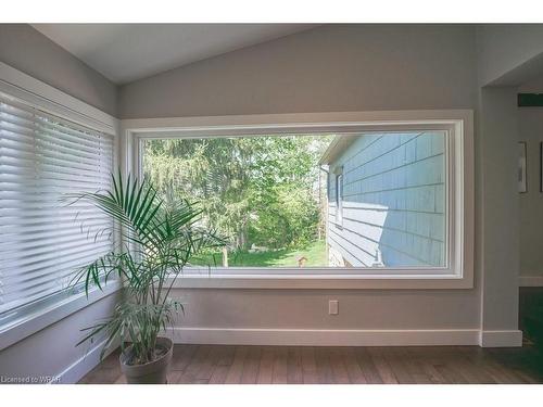 584540 Beachville Road, Woodstock, ON - Indoor Photo Showing Other Room