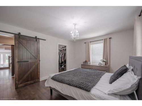 584540 Beachville Road, Woodstock, ON - Indoor Photo Showing Bedroom