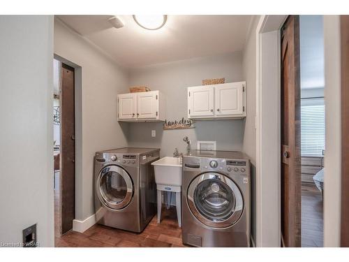 584540 Beachville Road, Woodstock, ON - Indoor Photo Showing Laundry Room