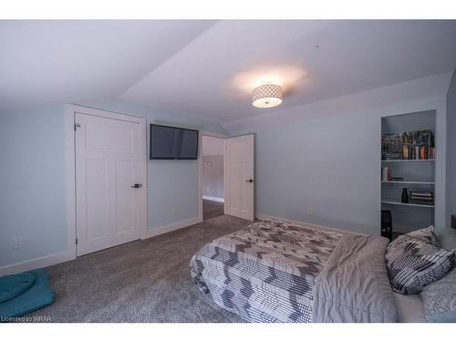 584540 Beachville Road, Woodstock, ON - Indoor Photo Showing Bedroom