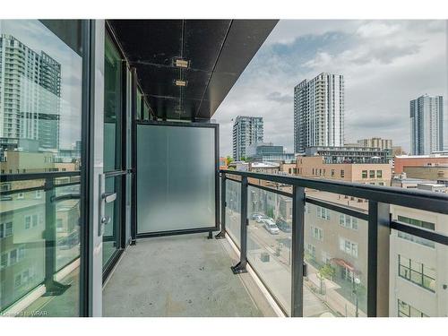 507-60 Charles Street W, Kitchener, ON - Outdoor With Balcony