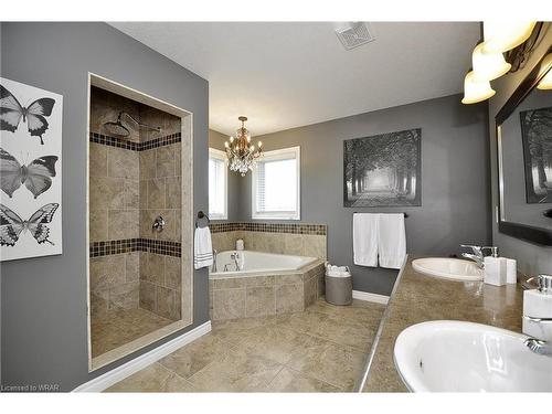 1230 Dunbar Road, Cambridge, ON - Indoor Photo Showing Bathroom