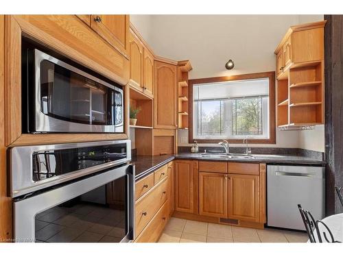 333 Woolwich Street, Waterloo, ON - Indoor Photo Showing Kitchen With Double Sink