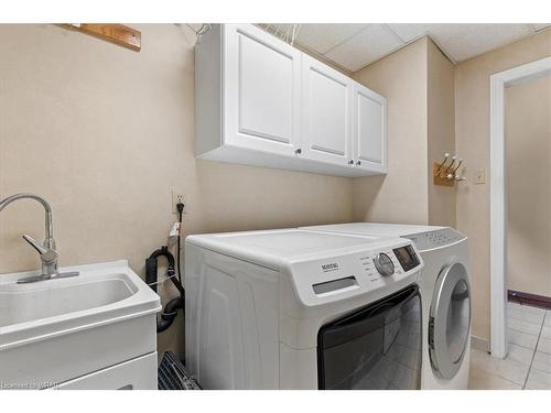 333 Woolwich Street, Waterloo, ON - Indoor Photo Showing Laundry Room