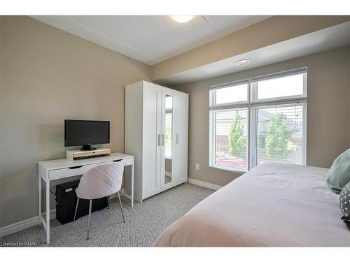 205-155 Commonwealth Street, Kitchener, ON - Indoor Photo Showing Bedroom