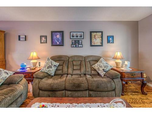 66 Delavan Drive, Cambridge, ON - Indoor Photo Showing Living Room
