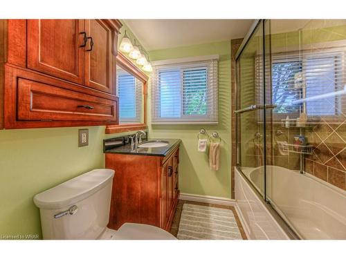 66 Delavan Drive, Cambridge, ON - Indoor Photo Showing Bathroom