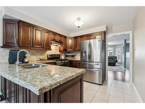 109 Dyer Drive, Wasaga Beach, ON - Indoor Photo Showing Kitchen With Stainless Steel Kitchen With Double Sink