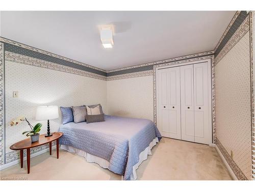 368 Warrington Drive, Waterloo, ON - Indoor Photo Showing Bedroom
