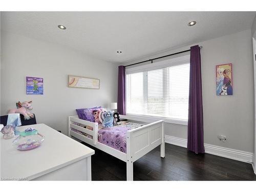 80 Starr Crescent, Cambridge, ON - Indoor Photo Showing Bedroom