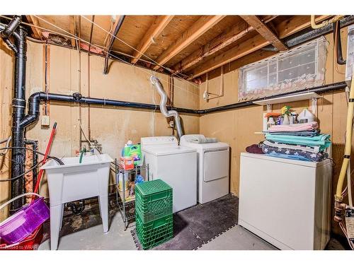 29 Gracefield Crescent, Kitchener, ON - Indoor Photo Showing Laundry Room