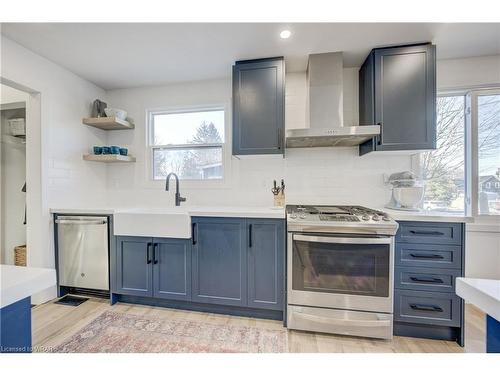 375 Lawrence Avenue, Kitchener, ON - Indoor Photo Showing Kitchen With Upgraded Kitchen
