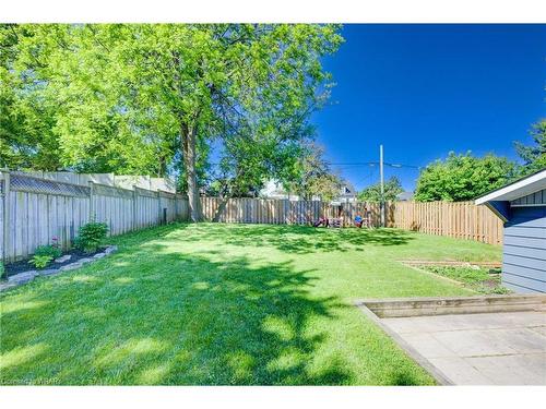 375 Lawrence Avenue, Kitchener, ON - Outdoor With Backyard