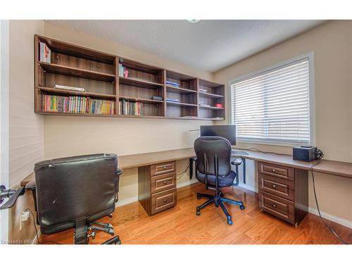 156 Sofron Drive, Cambridge, ON - Indoor Photo Showing Office