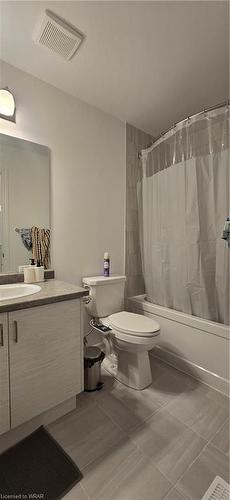 49-461 Blackburn Drive, Brantford, ON - Indoor Photo Showing Bathroom