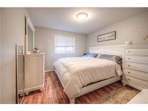 338 Oprington Place, Kitchener, ON - Indoor Photo Showing Bedroom