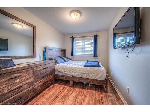 338 Oprington Place, Kitchener, ON - Indoor Photo Showing Bedroom