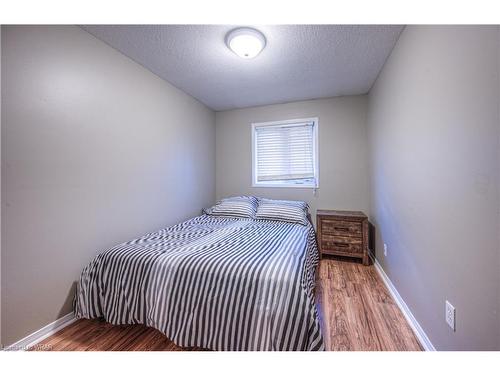 338 Oprington Place, Kitchener, ON - Indoor Photo Showing Bedroom