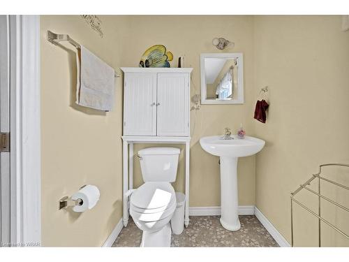 115 Oakwood Avenue, Cambridge, ON - Indoor Photo Showing Bathroom