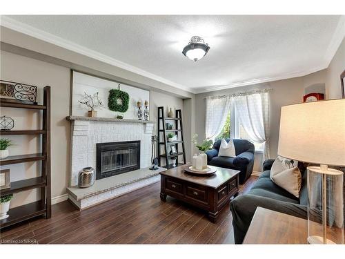 39 Hilborn Avenue, Cambridge, ON - Indoor Photo Showing Living Room With Fireplace