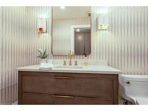 47 Huntley Crescent, Kitchener, ON - Indoor Photo Showing Bathroom