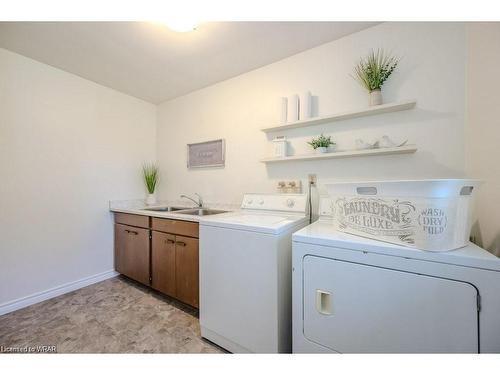 350 Pommel Gate Crescent, Waterloo, ON - Indoor Photo Showing Laundry Room