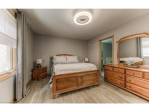 44 Archwood Crescent, Cambridge, ON - Indoor Photo Showing Bedroom