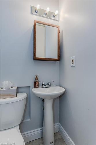 116 Lillian Drive, Waterloo, ON - Indoor Photo Showing Bathroom