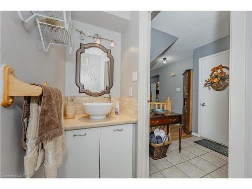 1-191 Ferguson Drive, Woodstock, ON - Indoor Photo Showing Bathroom