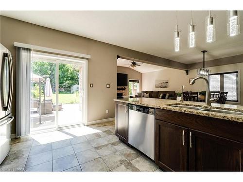 20 Fraserwood Court, Cambridge, ON - Indoor Photo Showing Kitchen With Stainless Steel Kitchen With Double Sink