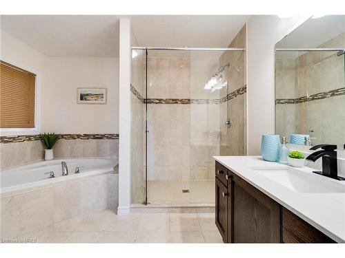 20 Fraserwood Court, Cambridge, ON - Indoor Photo Showing Bathroom