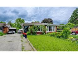 74 Markwood Drive  Kitchener, ON N2M 3H6