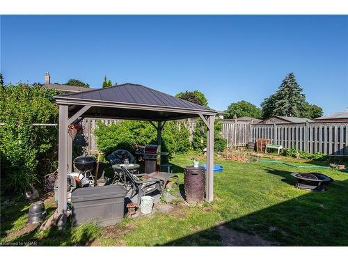 425 Franklin Street N, Kitchener, ON - Outdoor With Backyard