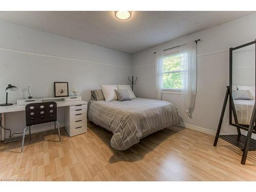 23 Westforest Trail, Kitchener, ON - Indoor Photo Showing Bedroom