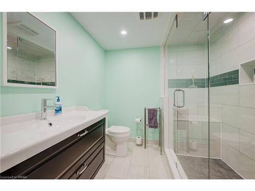 1 Bryant Court, Hamilton, ON - Indoor Photo Showing Bathroom