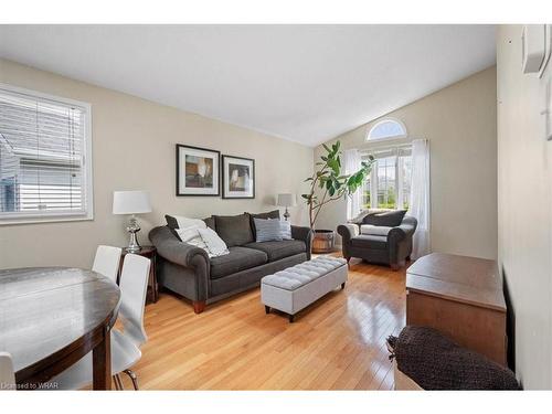 382 Westvale Drive, Waterloo, ON - Indoor Photo Showing Living Room