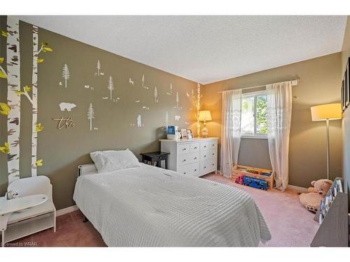 382 Westvale Drive, Waterloo, ON - Indoor Photo Showing Bedroom