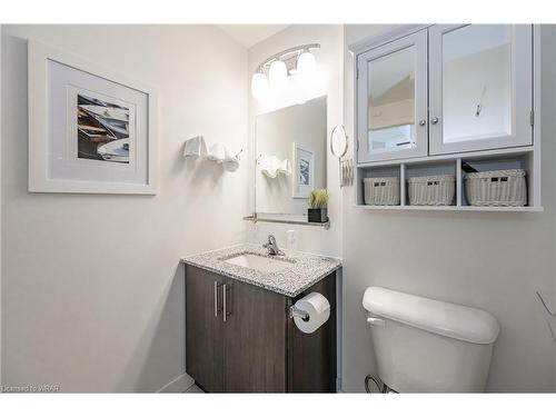 808-150 Water Street N, Cambridge, ON - Indoor Photo Showing Bathroom