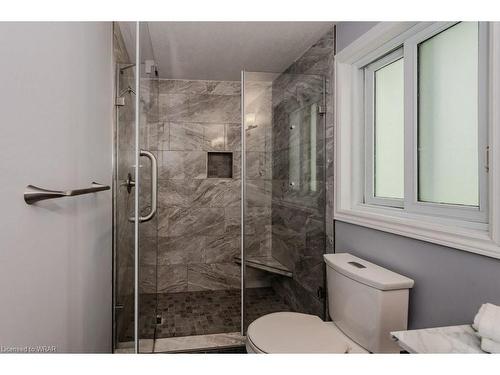228 Eastforest Trail, Kitchener, ON - Indoor Photo Showing Bathroom
